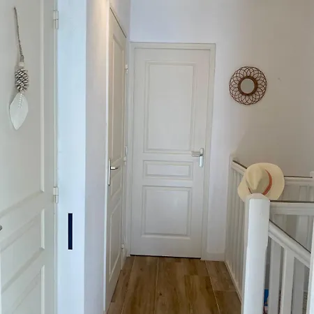 Nichee Sur Golf & Piscine Semesterbostad *