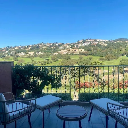 Nichee Sur Golf & Piscine Semesterbostad