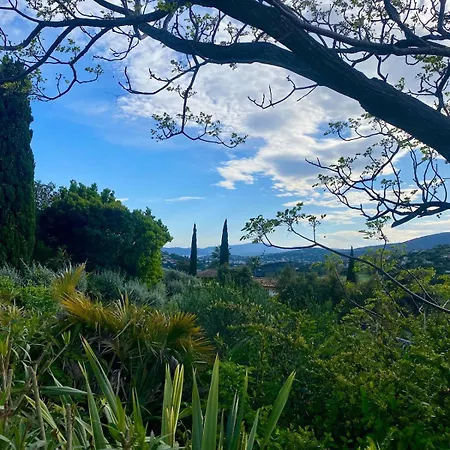 Nichee Sur Golf & Piscine Semesterbostad